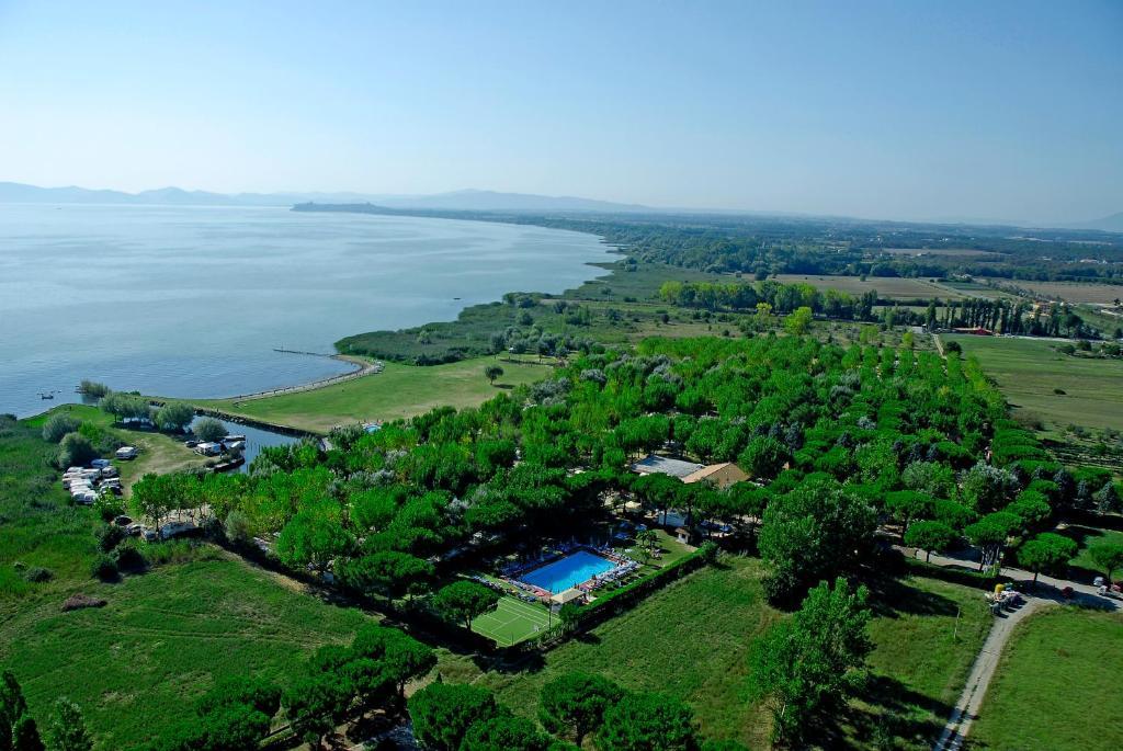 Badiaccia Village Camping Castiglione del Lago Esterno foto
