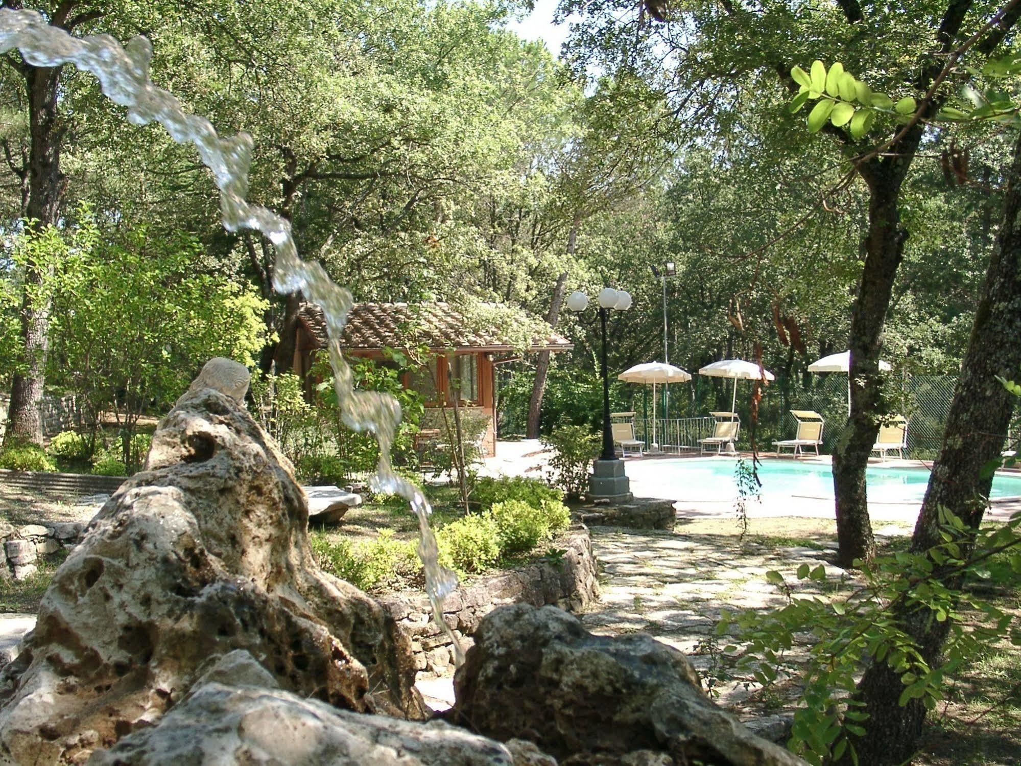 Badiaccia Village Camping Castiglione del Lago Esterno foto