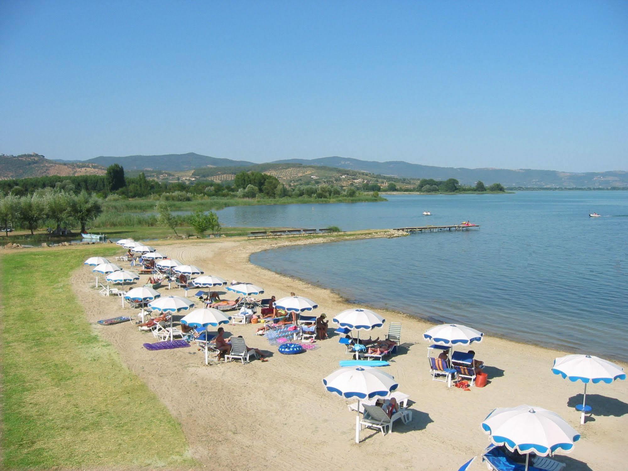 Badiaccia Village Camping Castiglione del Lago Esterno foto